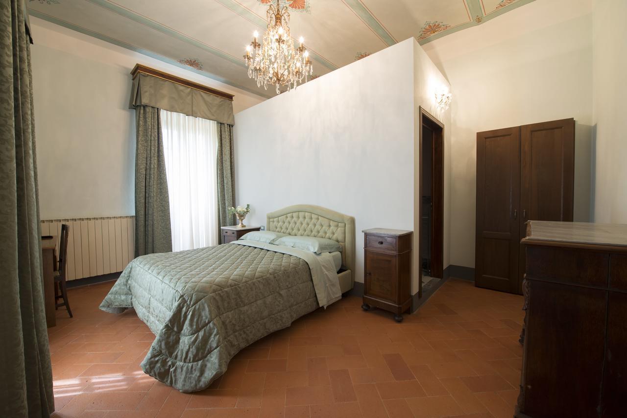 Relais Villa Scarfantoni B&B Montemurlo Bagian luar foto