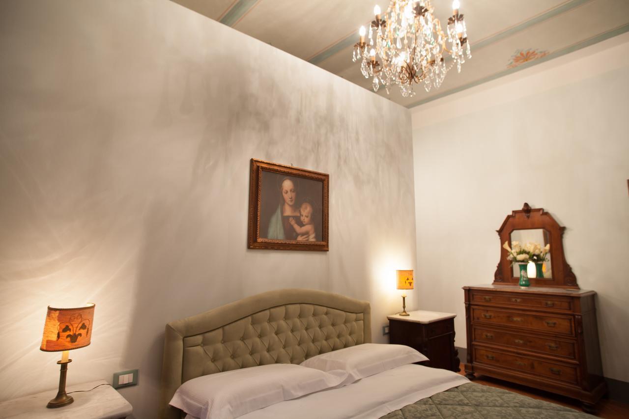 Relais Villa Scarfantoni B&B Montemurlo Bagian luar foto