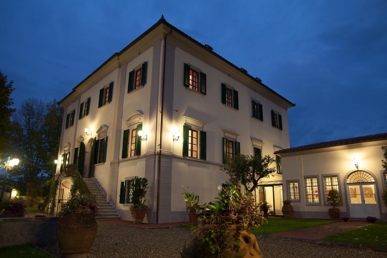 Relais Villa Scarfantoni B&B Montemurlo Bagian luar foto